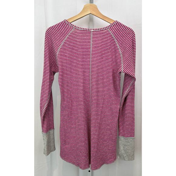lululemon athletica Tops - LULULEMON EST XS S Open Your Heart Long Sleeve Top Reversible Gray Pink Stripe